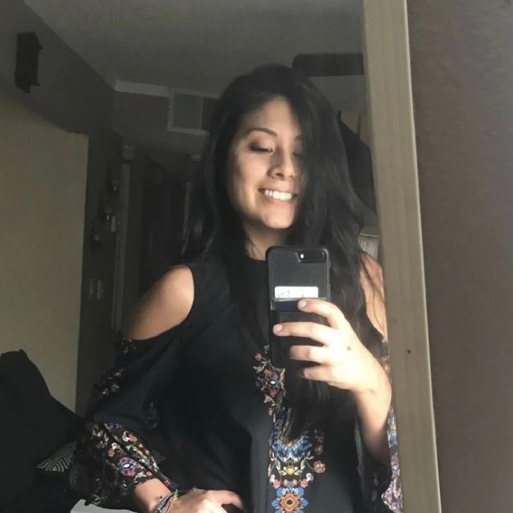 Meet your Posher, Leah